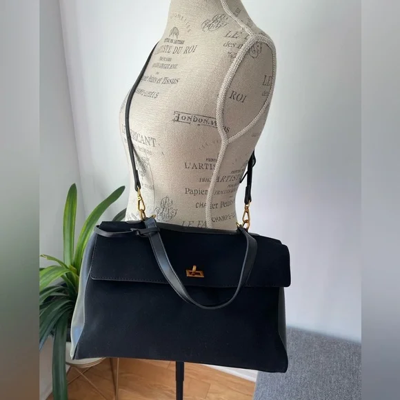 Ladies faux suede handbag - Picture 2 of 13